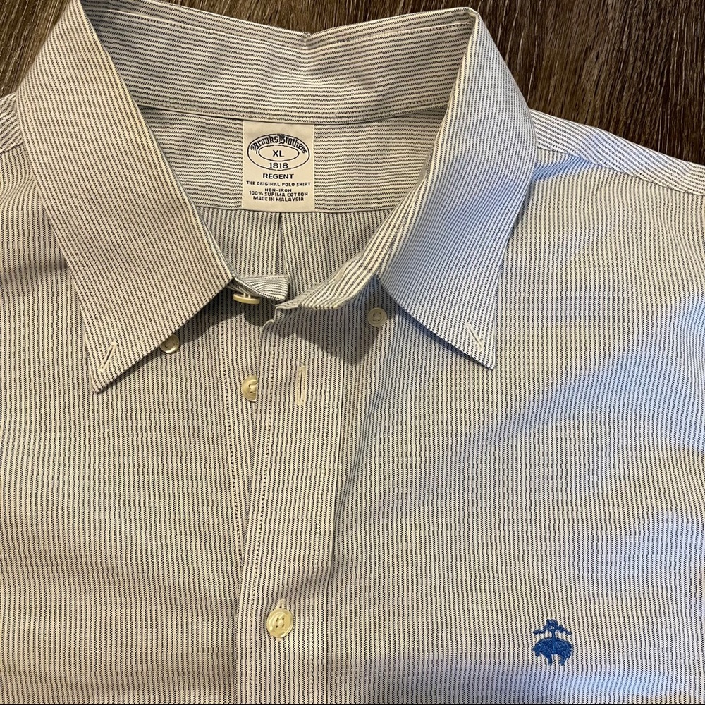 Brooks Brothers XL Regent fit dress shirt